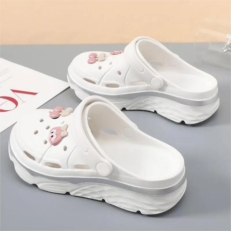 Fashion 2024 New Waterproof Summer Outdoor Chunky Platform Beach Garden Shoes For Women EVA Crogs Girl's Thick Sole Sandals Slippers