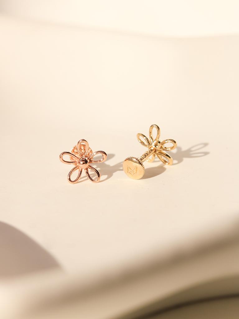 Minimalpiercing 14K Five-Petal Flower Labret Piercing