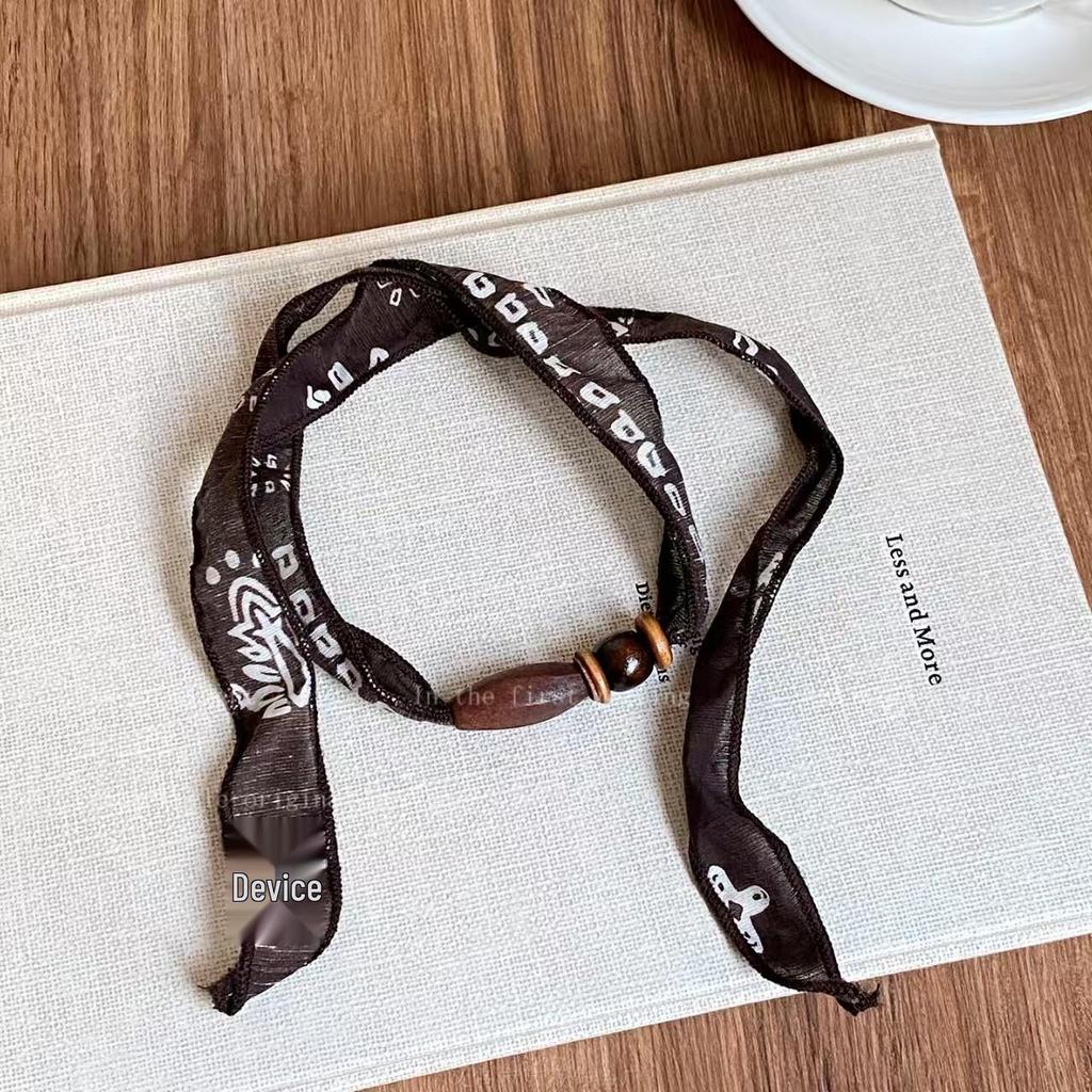 Meillard Damen Leopardenmuster Seidenschal Halskette mit Stoffblume und einzigartigem Kordelzug-Design