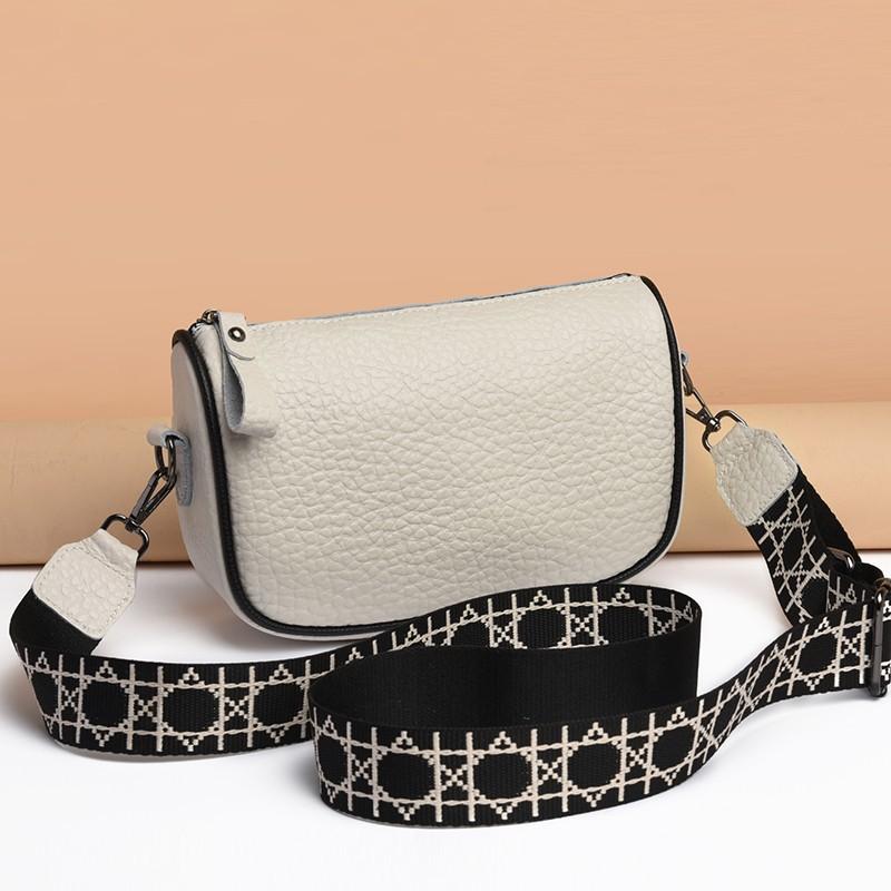 Fashion soft leather texture bag new niche shoulder bag women's simple retro messenger small square bag