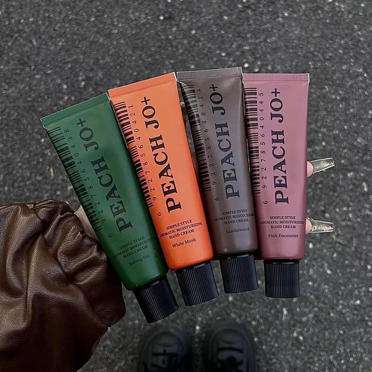 

Корейский минималистичный крем для рук с ароматом нефрита, дракона, чая и белого мускуса, сандала - Эксклюзивное предложение с бесплатной доставкой