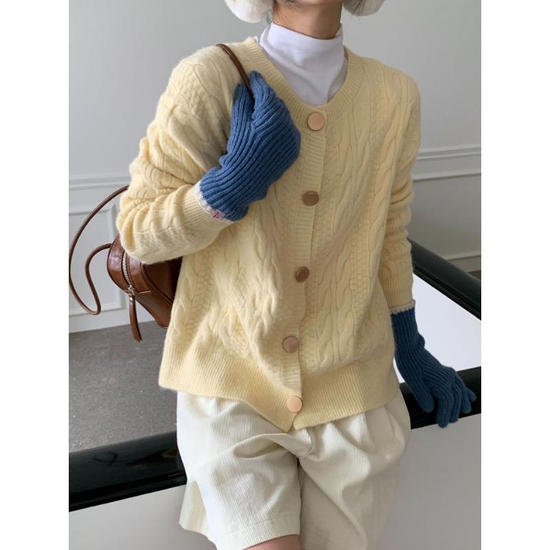 

Retro twist sweater jacket women s autumn and winter new lazy wind loose soft waxy thickened knitted cardigan One size