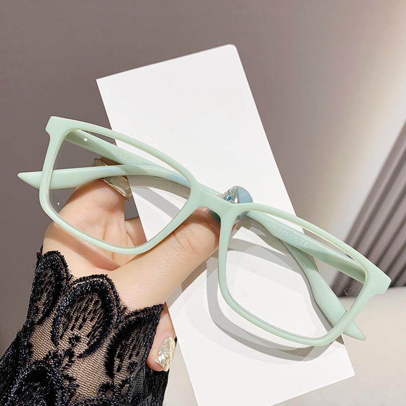 Colorful Portable Ultra Light Presbyopia Glasses Personalized Elderly Reading Glasses Business Anti Blue Light Far Sight Glasses