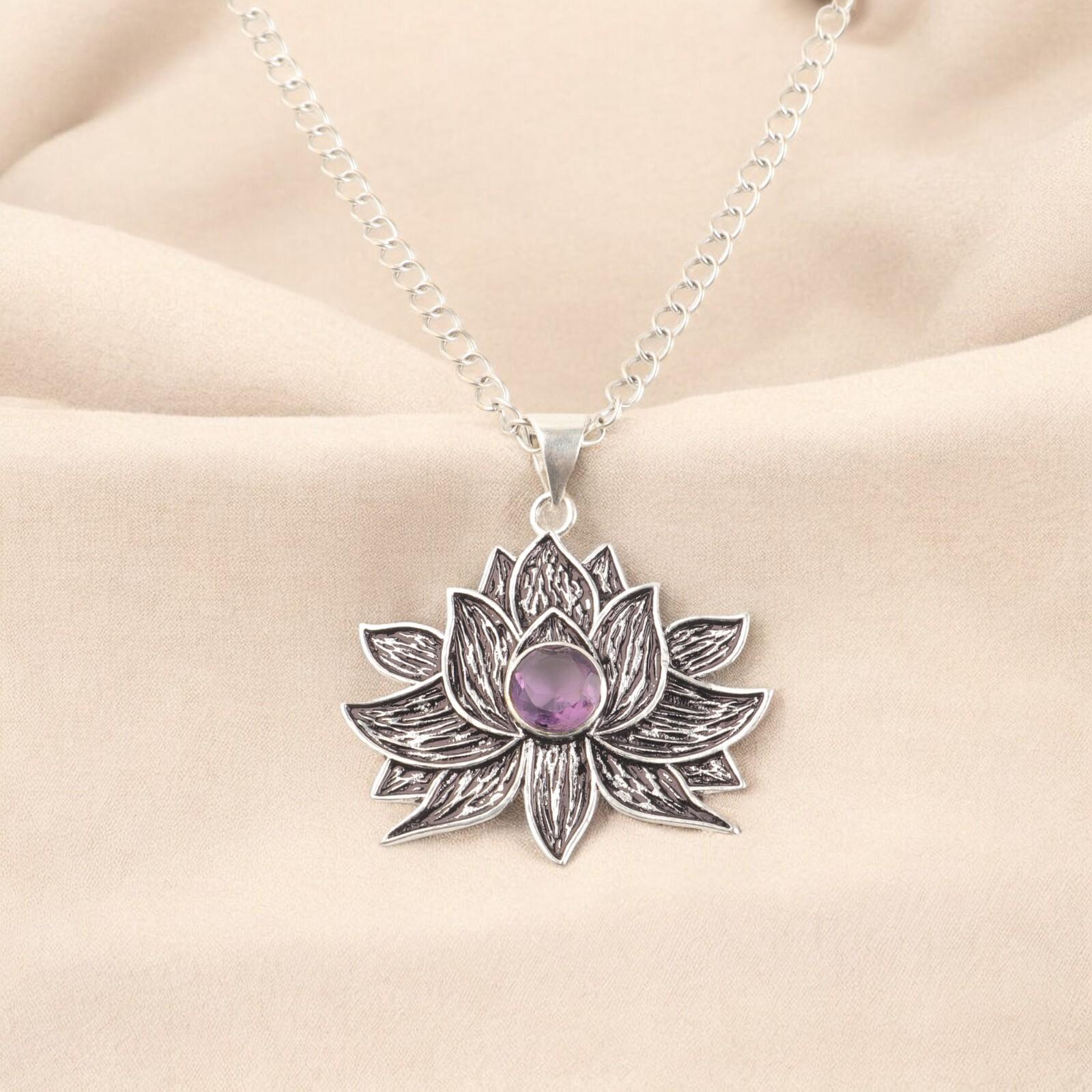 

Vintage Amethyst Gemstone 925 Sterling Silver Handmade Flower Necklace Pendant CP-23-9