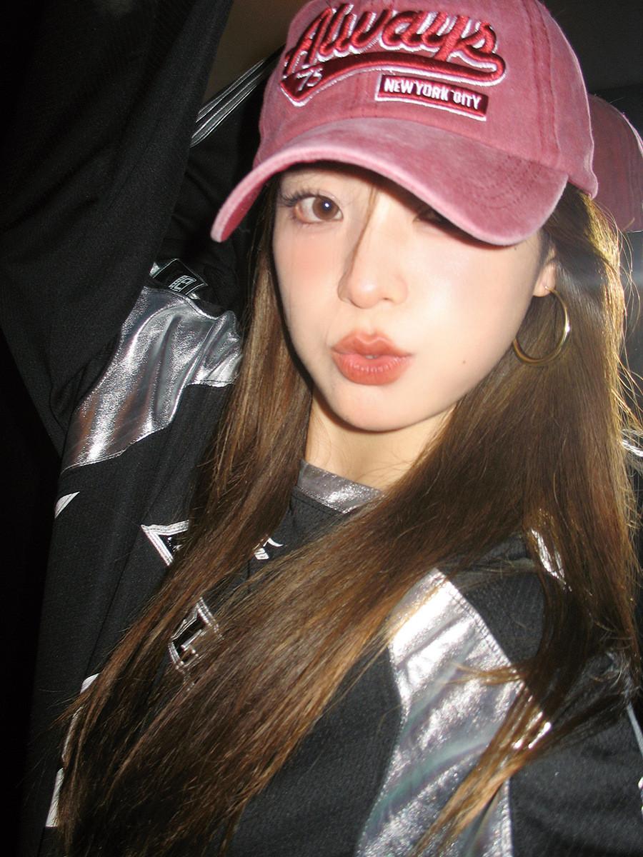 

Vintage Adjustable Letter Embroidered Cotton Cap Ideal For Spring Fashion Essentials Burgundy