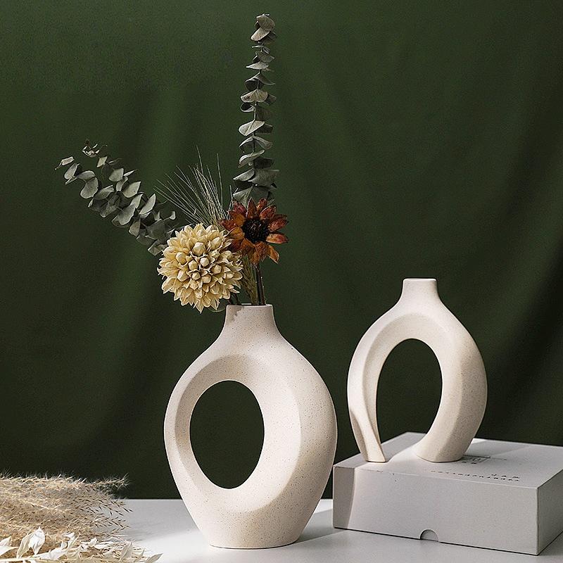 2pcs Modern White Ceramic Vase for Home Decor, Circle Matte Hollow Flower Vases Nordic Boho Ins Style for Wedding Dinner Table Living Room Office