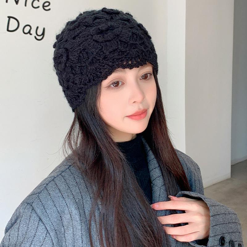 New Winter Crochet Hats for Women Beanie Caps Flowers Handmade Knitted Hat Female Lace Hat Chapeu Feminino Gorras