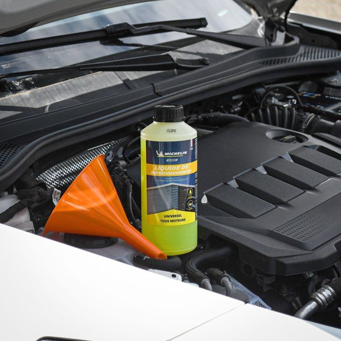 Liquide de refroidissement - MICHELIN - Jaune - UNIVERSEL tous moteurs - 1L