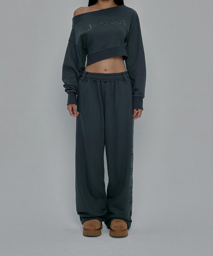 Gillaakaibeu Side Cross Logo Sweatpants_Charcoal