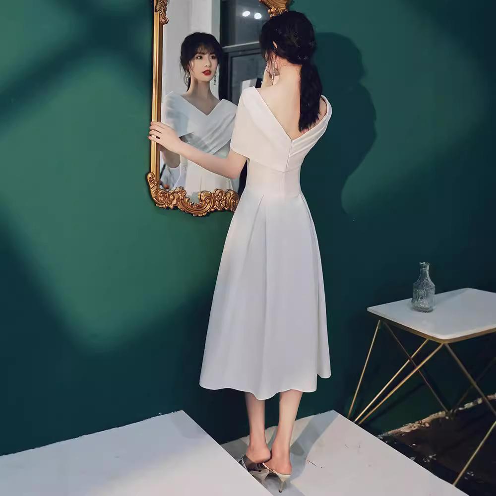 White Certificate Registration French Evening Dress Dress Women's Light Luxury Public Temperament Engagement Dress Small People Can Usually Wear