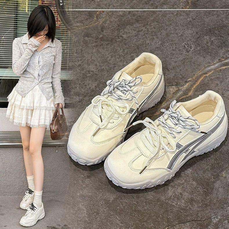 Lightweight German training shoes women's new height increase small versatile Forrest Gump casual board shoes dopamine autumn and winter shoes