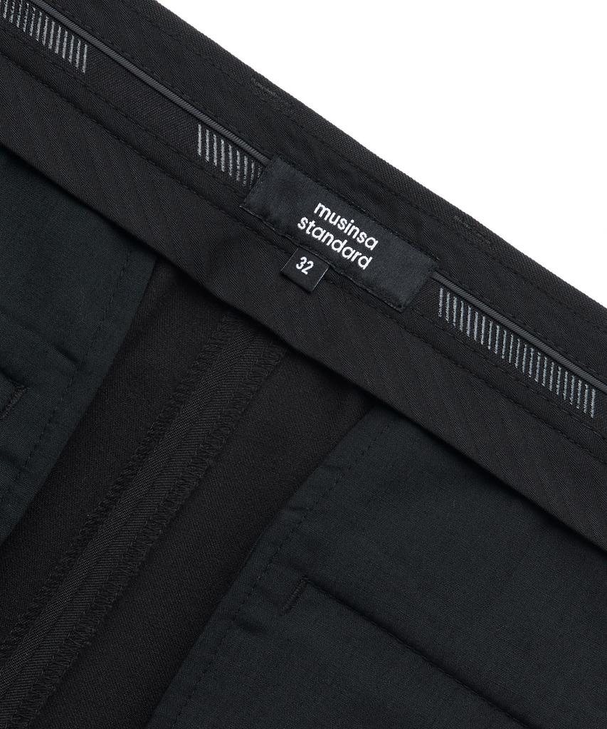 MUSINSA STANDARD Lightweight Wide Hidden Banding Slacks [Black]