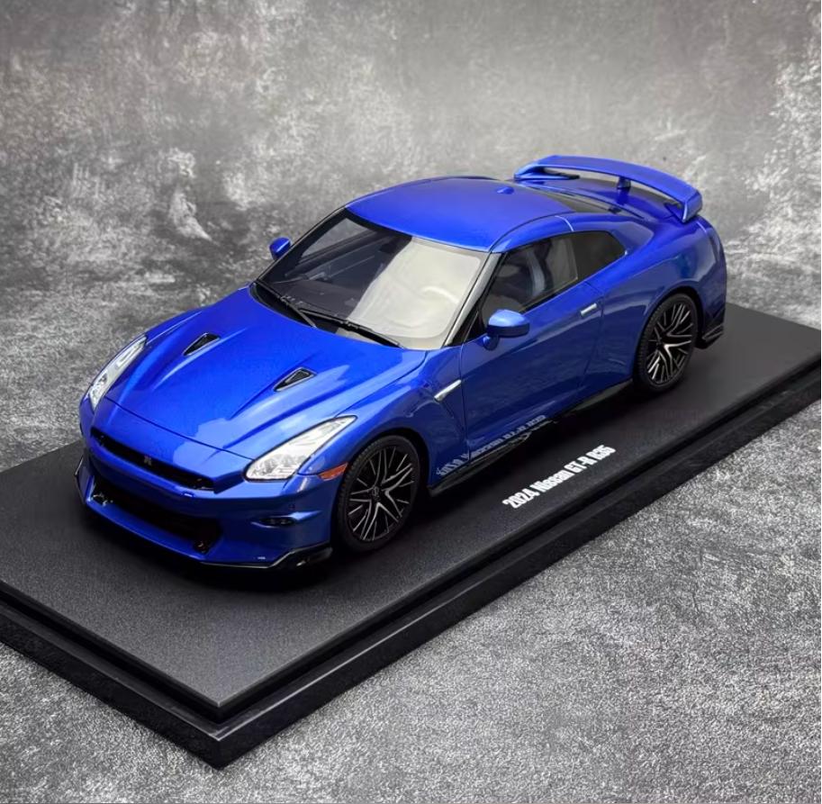 

GT SPIRIT model 1:18 ALPINA B4 GT/S15 SILVA LB /911 GT3/911 RWB ARMY GIRL/SKYLINE Resin Car Model static display holiday gift