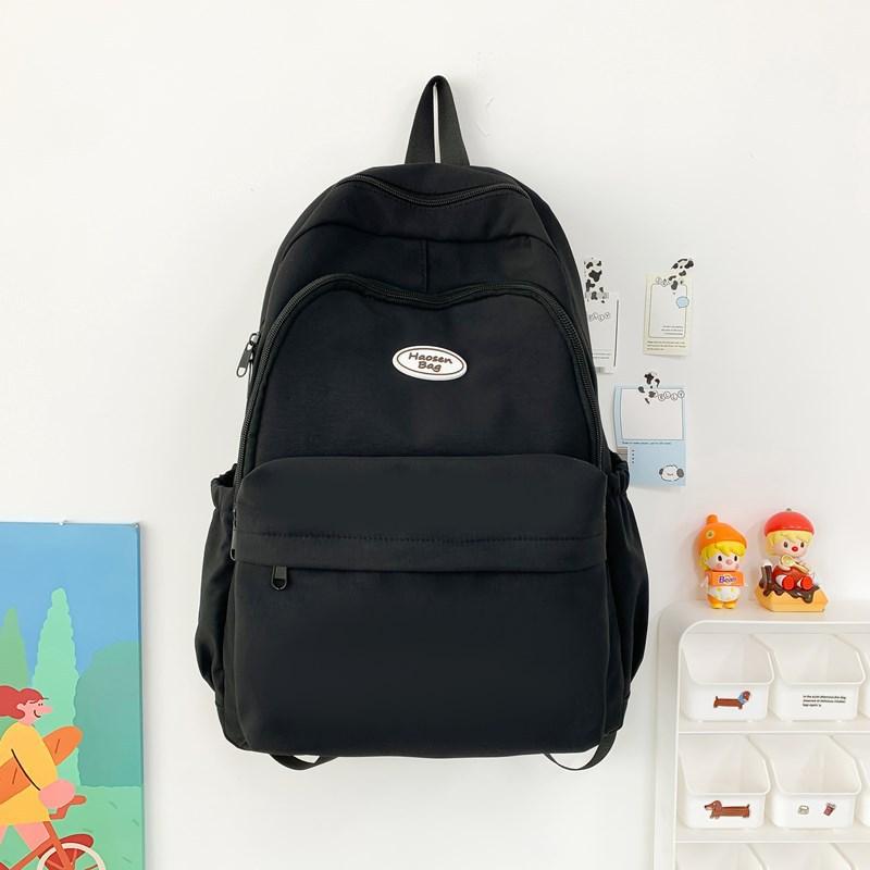 A Large-capacity Backpack for High School Students, College Students and Primary School Students, A Simple and Casual Travel Backpack