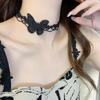 Coliere și pandantive – Coliere choker