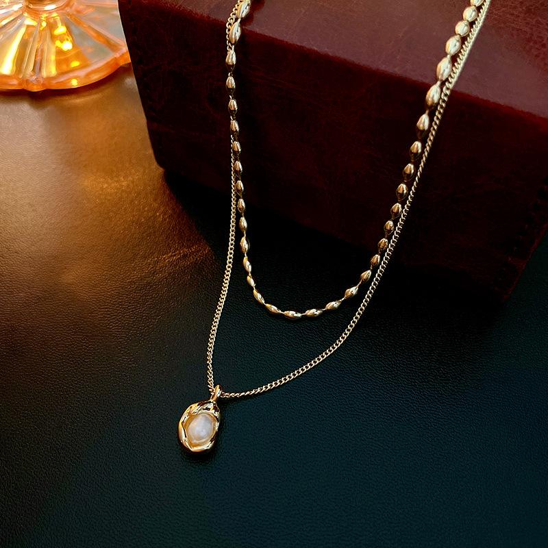 2-Piece French Vintage Folded Pearl Water Drop Double Necklace Elegant ins Versatile Necklace