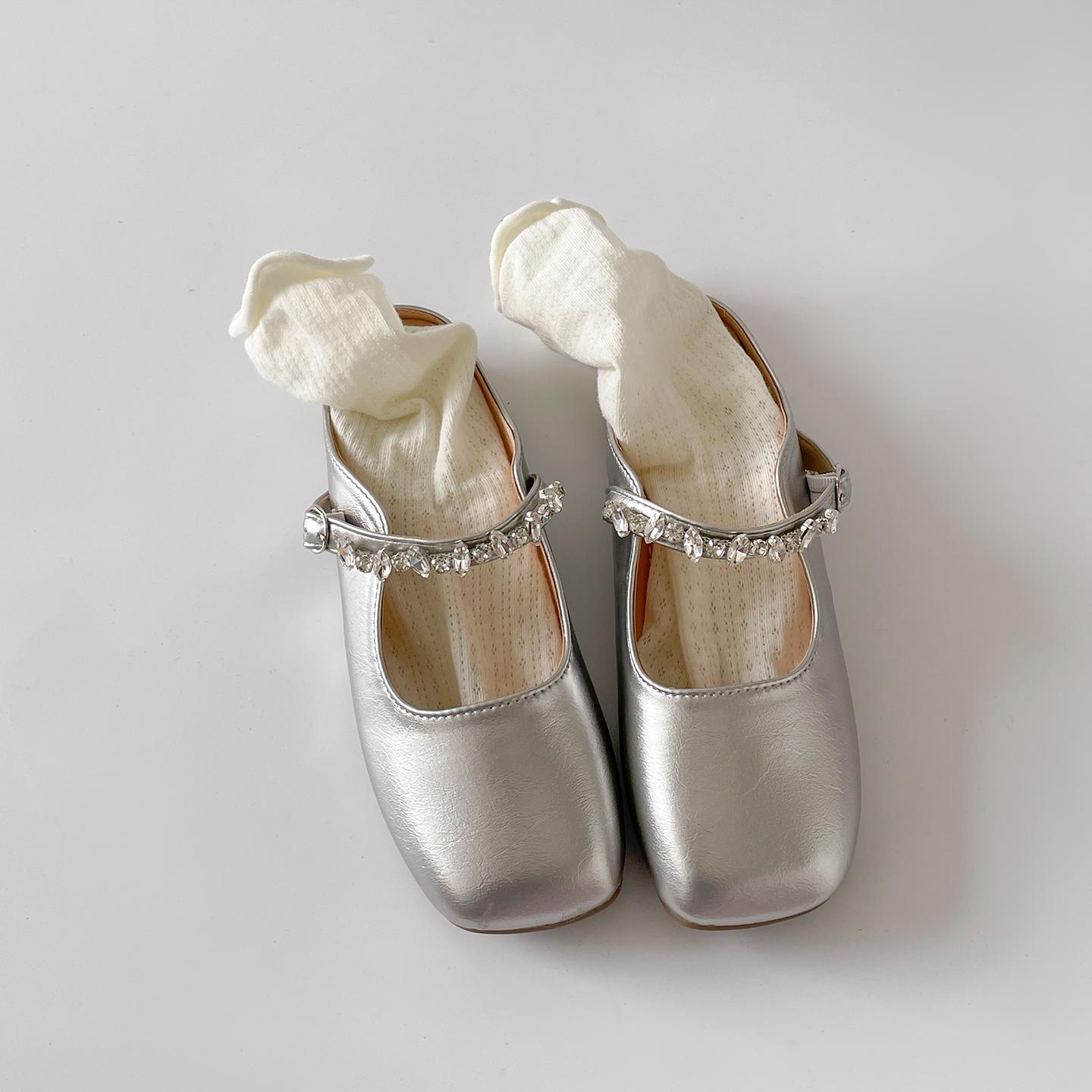 

Новые женские мюли-шлепанцы с квадратным носком и кристаллами, лаконичные слайды слип-он, женская уличная удобная обувь синбэки 35 серебряный