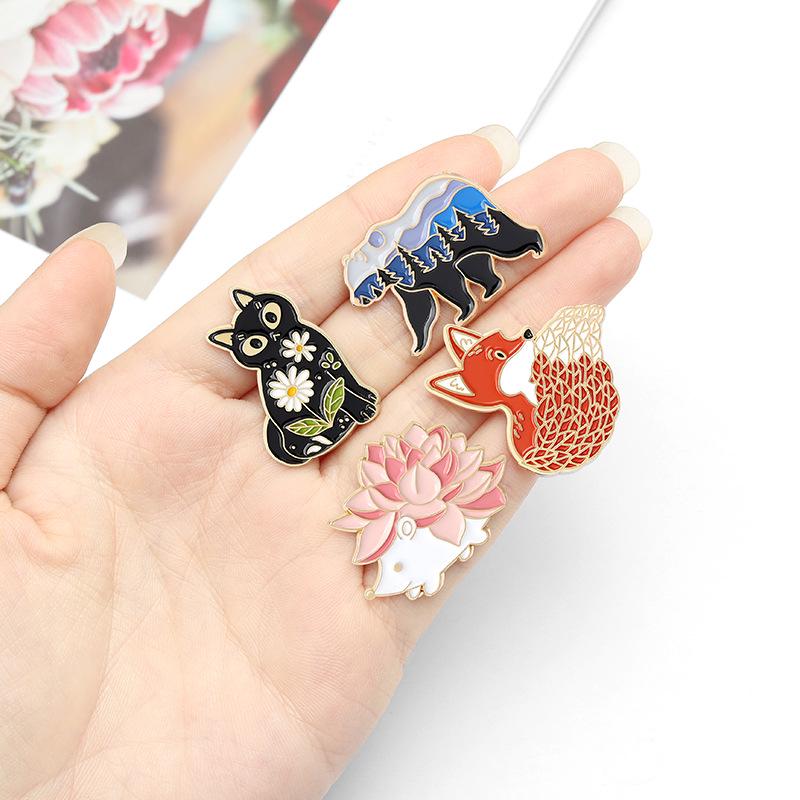 Cartoon Fox Personalized Animal Brooch Polar Bear Hedgehog Flower Kitten Badge Antiexposure Pin