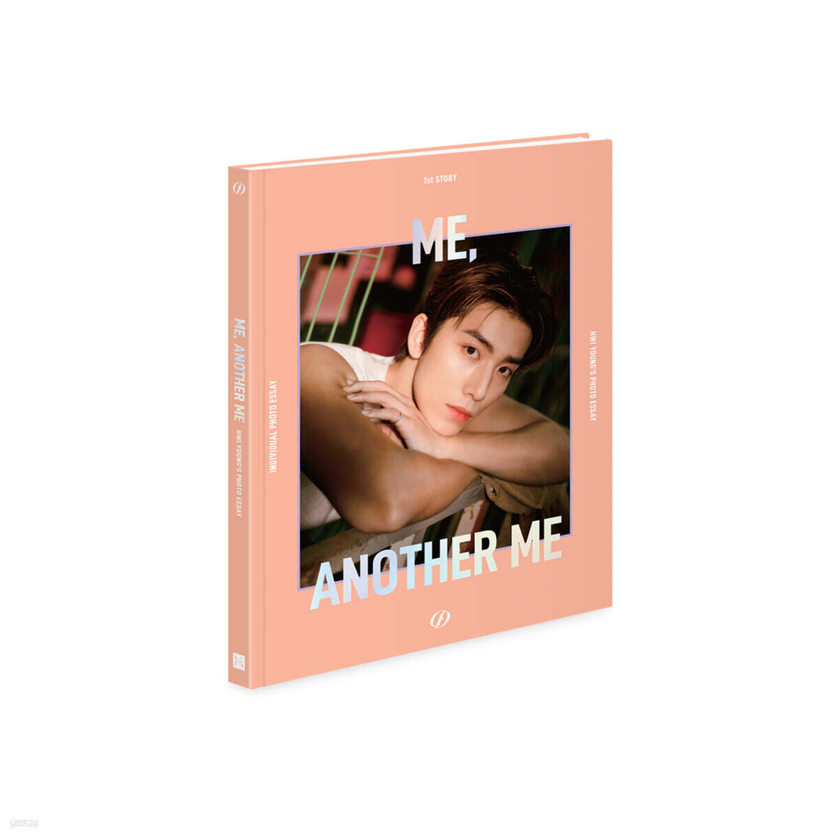 

Sf9 (Sf9) - Sf9 Hwi Young’S Photo Essay [Me, Another Me]