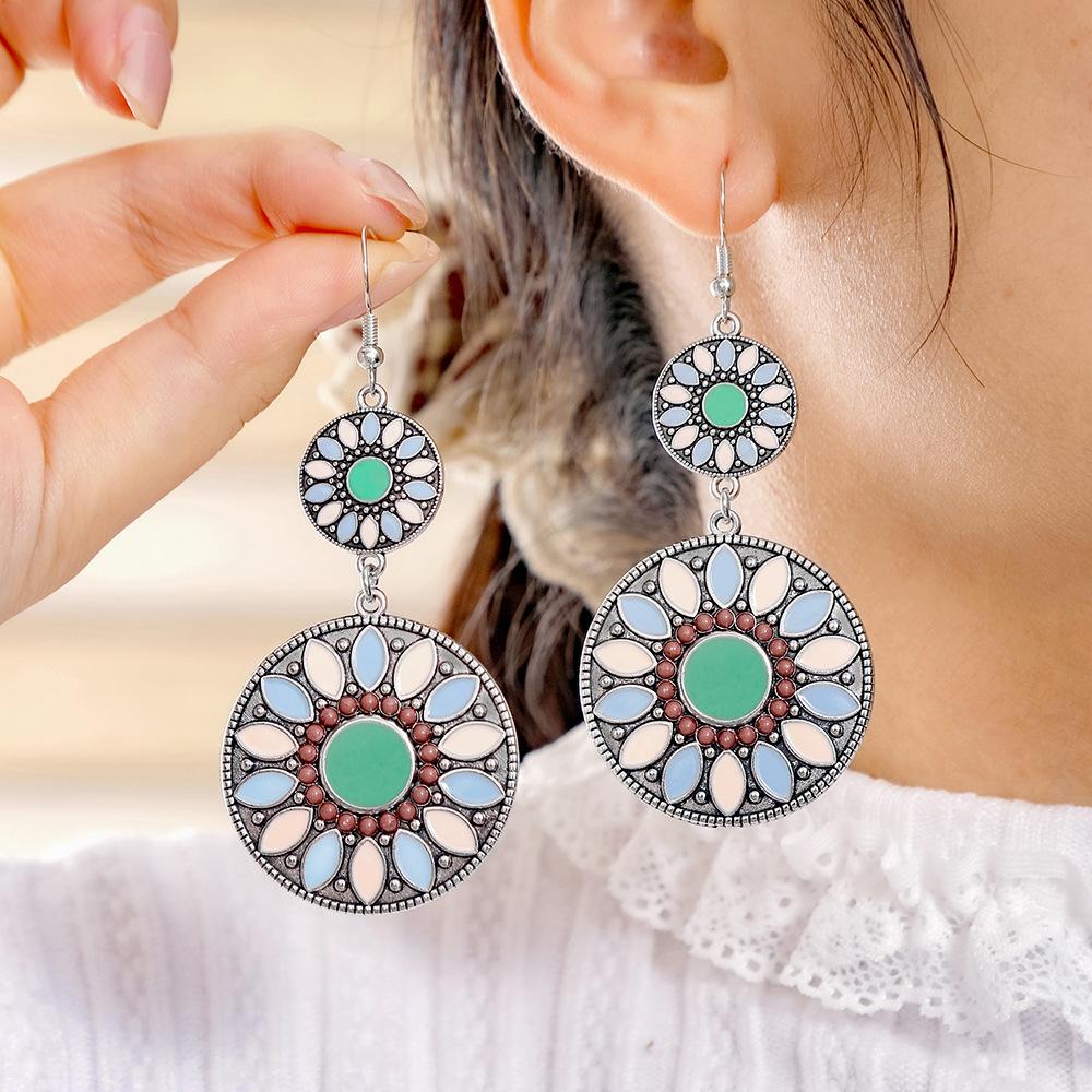 Enamel Flower Round Drop Earrings Ethnic Vintage Earrings for Women Versatile Personality Daily Vacation Wearing Jewelry