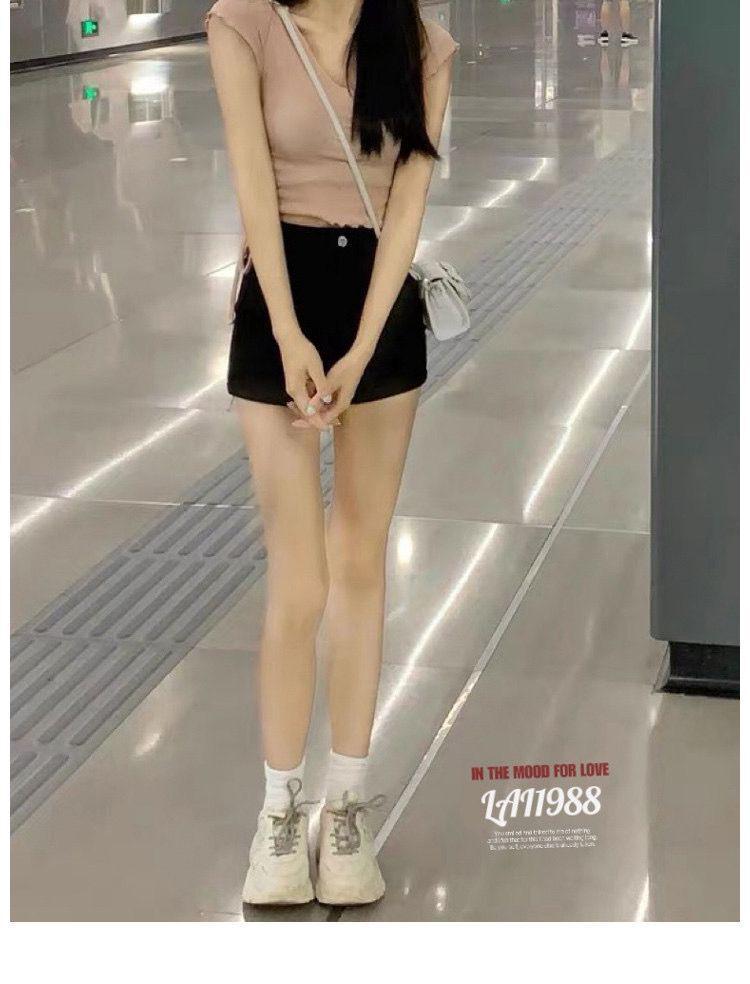 Leg Queen High-Waist Denim Shorts - Women's Slimming A-Line Hot Pants for Spring/Summer 2022