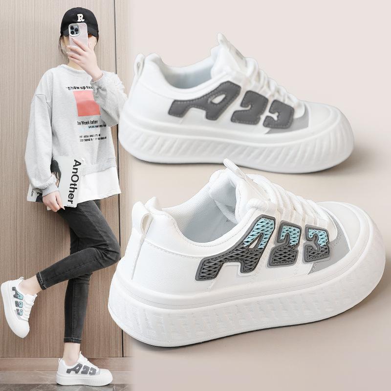 Fashion Platform Sneakers Womens 2025 Spring New Breathable Casual Shoes Korean Fashion Versatile Height Increasing Womens Board Shoes