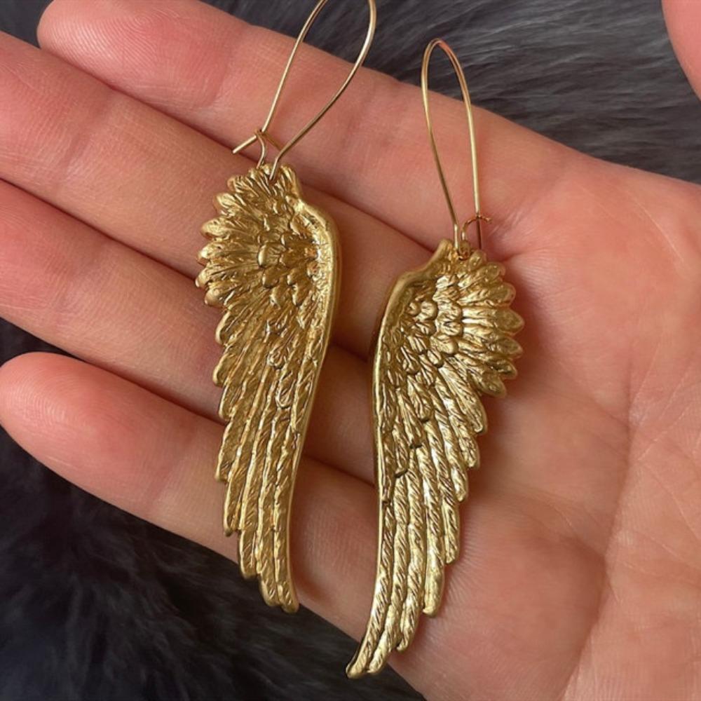 Exaggeration Personality Large Bright Gold Color Feather Texture Angel's Wings for Women Punk Designer Jewelry Accessories Gifts