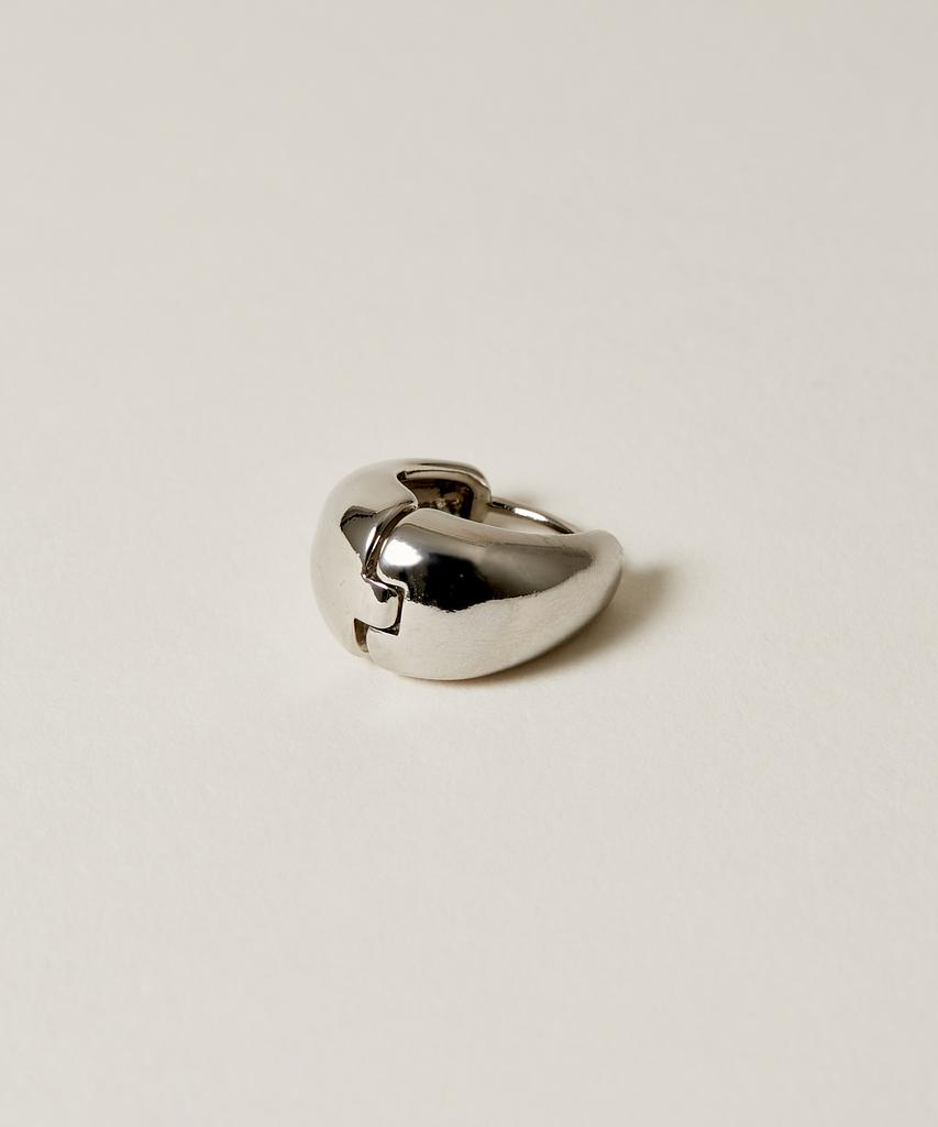 Novice Tokyo Compact Oval Pierce / Silver