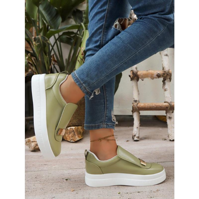 New Autumn European American Style Women's Thick Soled Solid Color Metal Flat Casual Shoes