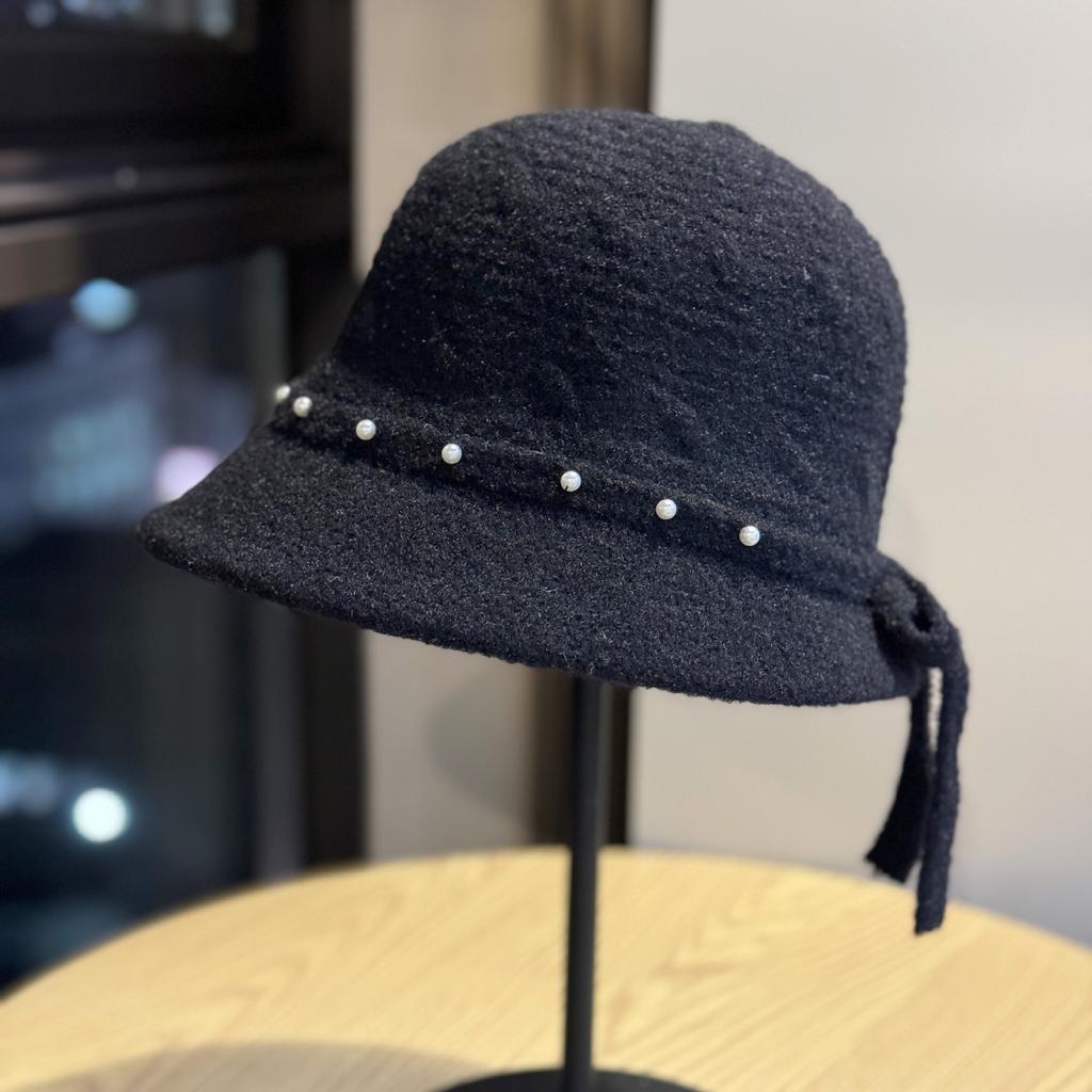 New Woolen Fisherman Hat for Women, French Retro Style, Versatile for Autumn and Winter, Warm and Face-slimming, Elegant Bucket Hat