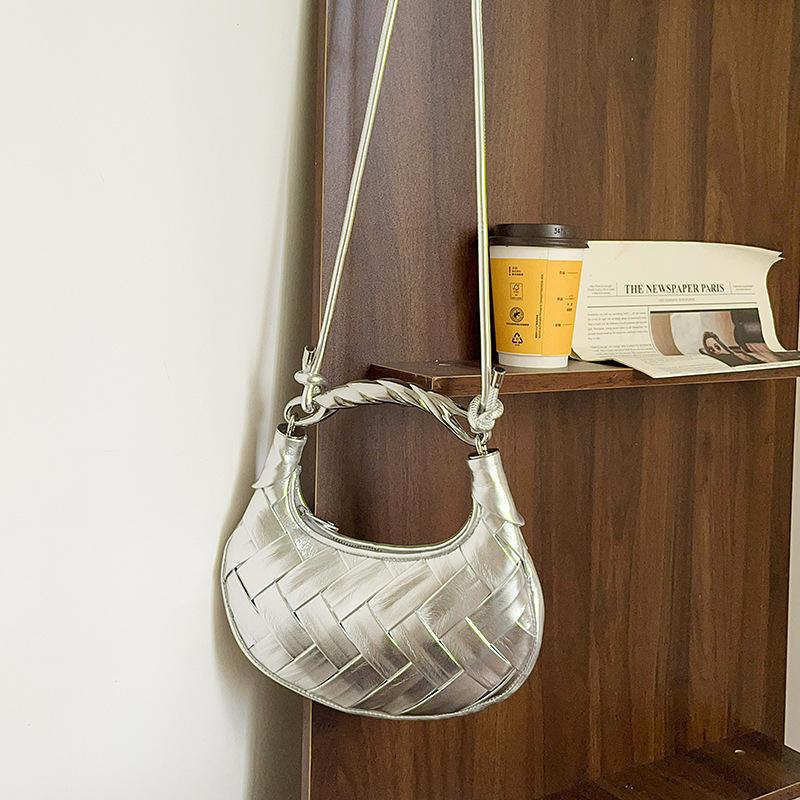 Y niche design portable woven bird's nest bag textured portable crescent bag shoulder bag bag