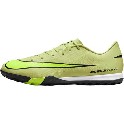 Spezielle Sportschuhe – Fußballschuhe