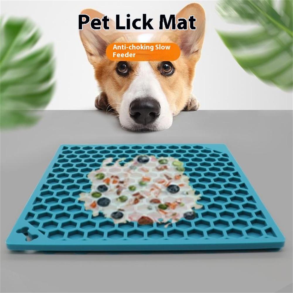 Pet Lick Mat Honeycomb Pattern Slow Feeder Anti-Choke Suction Cup Licking Pad for Dogs/Cats