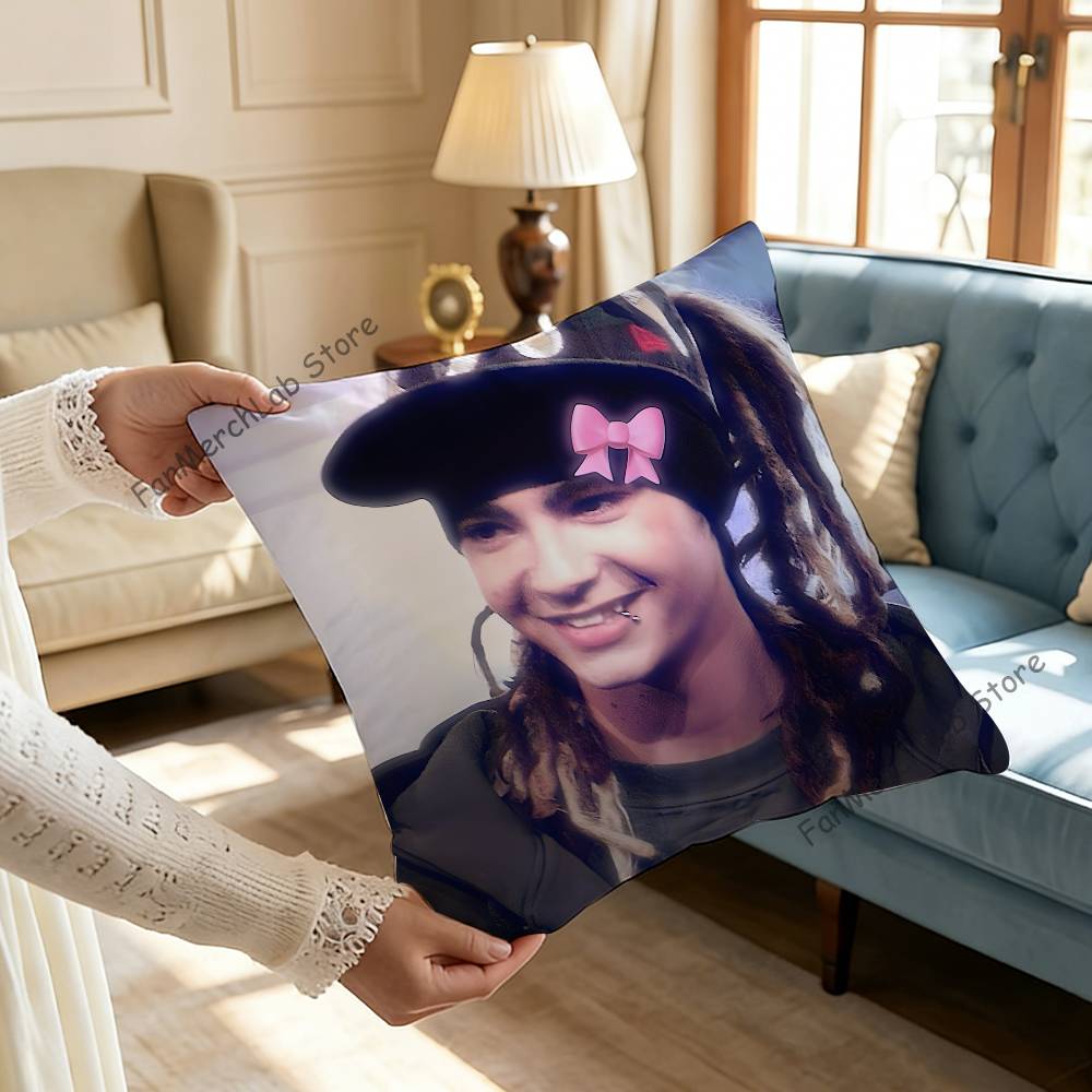 Singer TTom Kaulitz Anime Pillow Case Antidustmite Pillowcase Invisible zipper silky short plush Sofa cushion cover