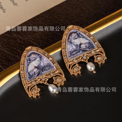 Antique Jewelry Vintage European Portrait Geometry Heavy Industry Earrings Baroque Retro Palace Style