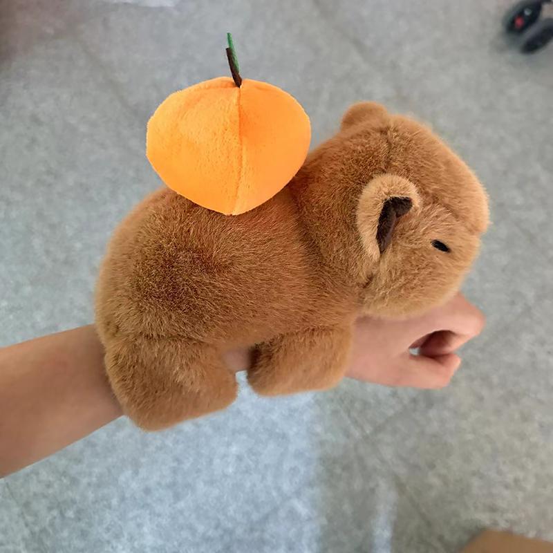 Niedliches Capybara Klatscharmband Spielzeug Cartoon Plüschtier Klatschring Armband Plüsch Handring für Kinder Geburtstagsgeschenke