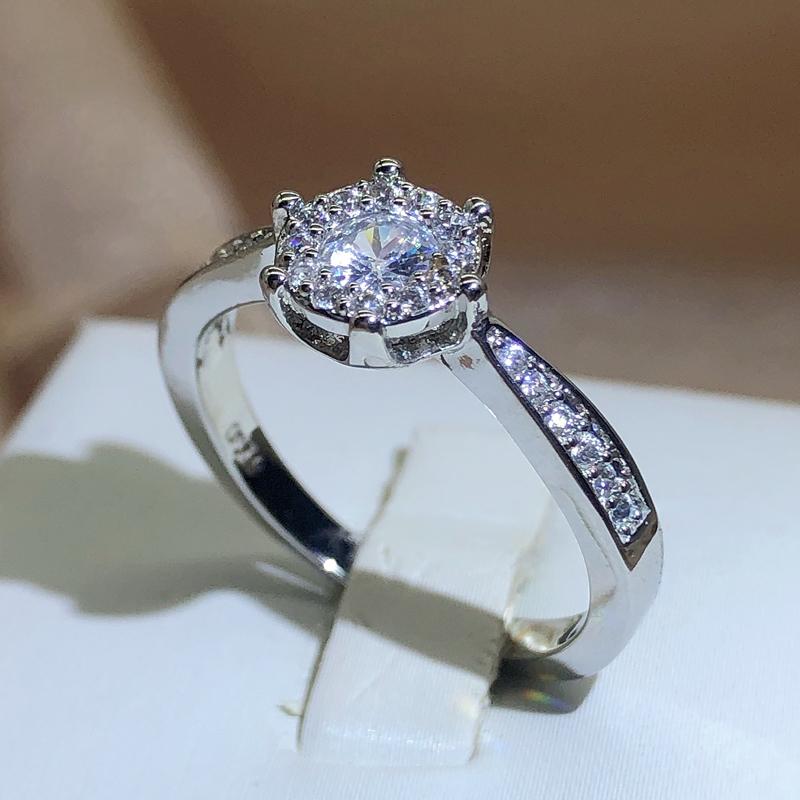 New Fashion Jewelry Zircon Round Wedding Rings For Women Girl 925 Stamp Six-claw Full Of Diamond Jewelry Wholesale