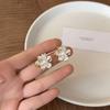 Koreanische Imitation Perlen Öl Tropfen Blume Steckerohrringe für Damen Elegante Metall Blütenblatt Ohrringe Mode Party Date Zirkon Geschenke