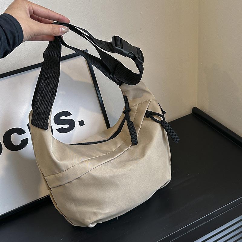 2024 Neue Lässige Mode-Tragetasche Koreanischer Stil Achseltasche Street Trend Große Kapazität Schulter-Schrägbandtasche Damen