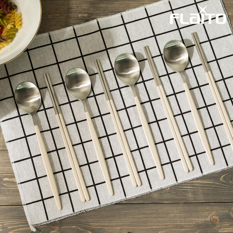 

Domestically produced Bordeaux stainless steel high-quality pretty family newlywed cutlery set Bordeaux Cool Gray