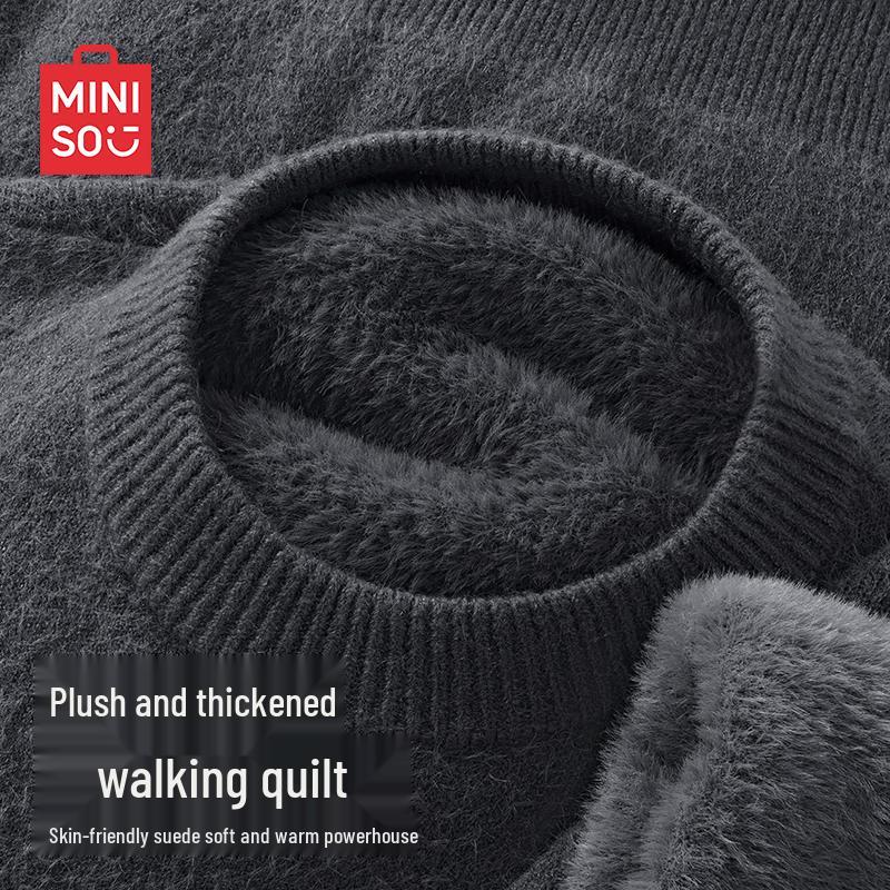 

MINISO Men s Fleece-Lined Round Neck Sweater L
