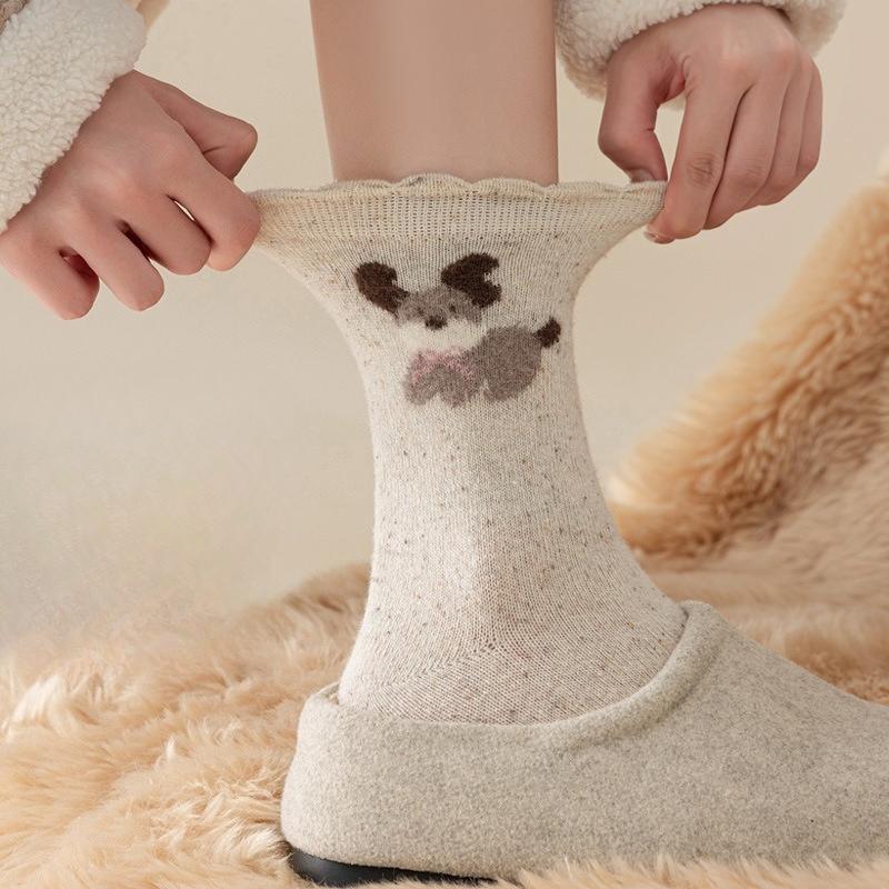 Thick and Warm Wool Socks for Autumn and Winter, Cute Cartoon Dot Yarn Mid-calf Socks, and Long Socks for A Little Girl Puppy