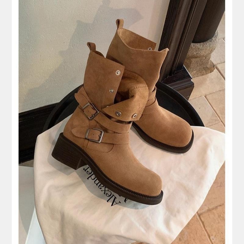 Grape Mother of the Same Style, Height Increase of 5.5cm~ Maillard Thick Heel Thick Bottom Buckle Strap Cow Velvet High Heel Short Boots Women's