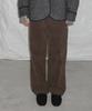 Julliapepe Curved Balloon Corduroy Pants (Brown)
