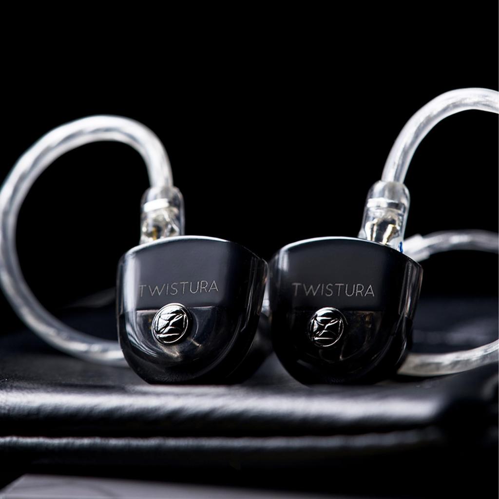Single Dynamic Earphones Wired Earphones 10mm High Performance Moving Coil Unit Plug Detachable Recable USB Conversion Adapter Included Ear Monitor 3