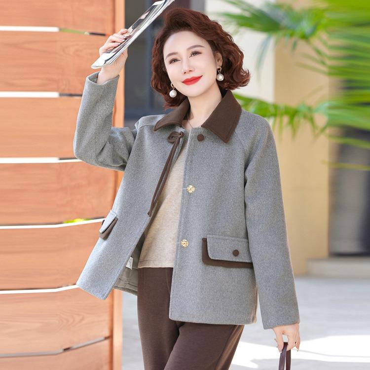 Middle-aged and Elderly Women's Autumn Short Wool Coat Middle-aged Mother's Cardigan Coat Autumn and Winter New Fashionable Large-size Top
