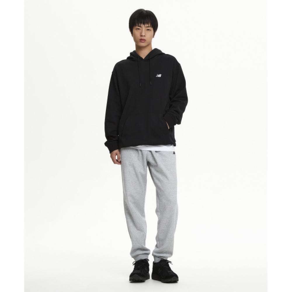 New Balance Nbn0f11203 Uni Essential Small Logo Hoodie  Black