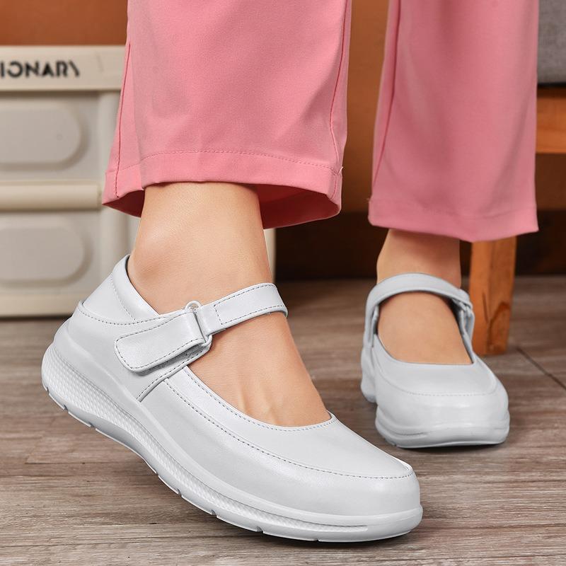 New nurse shoes with soft soles, summer models, comfortable thick soles, increased height, breathable and not tired feet, non-slip little white shoes