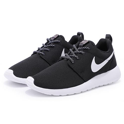 New Nike Roshe One Black White Women's 844994-002