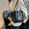 Large capacity bucket bag, mother bag, women's 2025 new fashion commuter versatile women's shoulder bag, messenger women's bag